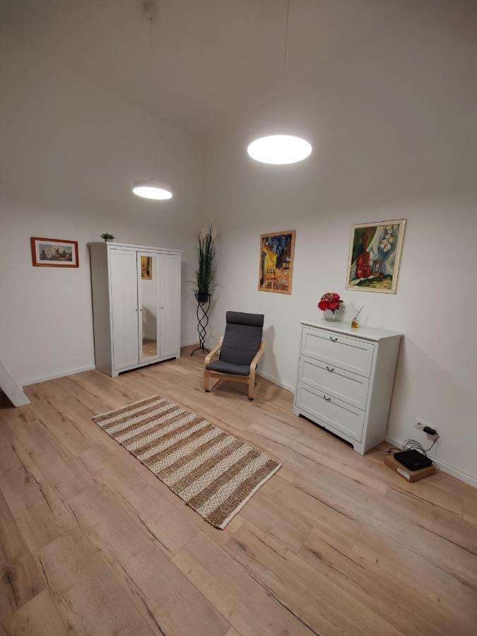 Calm, Artistic Apartment 9Th Distric Central City Budapest Extérieur photo